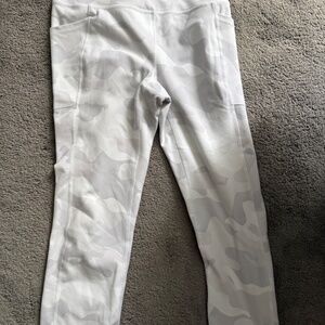 White camo leggings